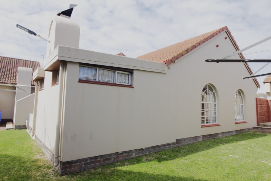 1 Bedroom Property for Sale in Aston Bay Eastern Cape